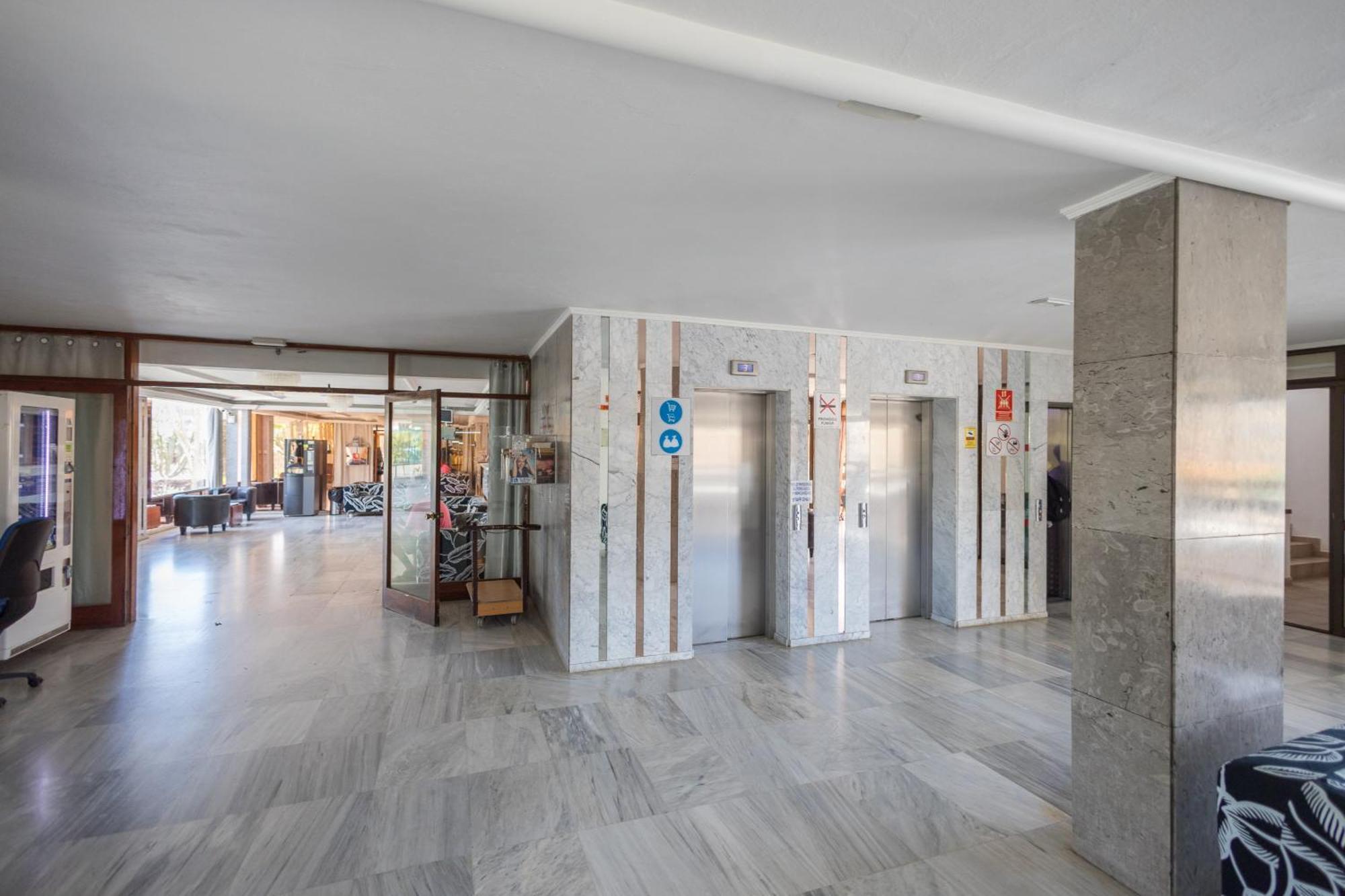 Lightbooking Las Arenas Playa Del Ingles Лас-Пальмас-де-Гран-Канарія Екстер'єр фото